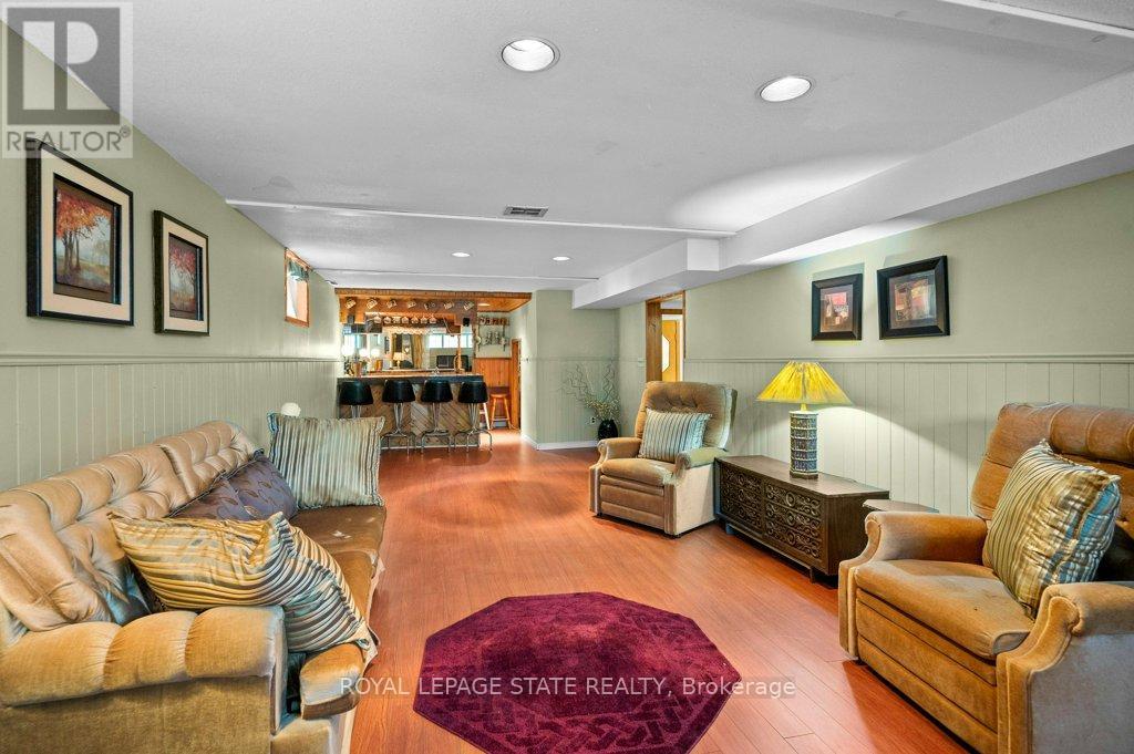 109 West 31st Street, Hamilton, Ontario  L9C 5E8 - Photo 28 - X12548362