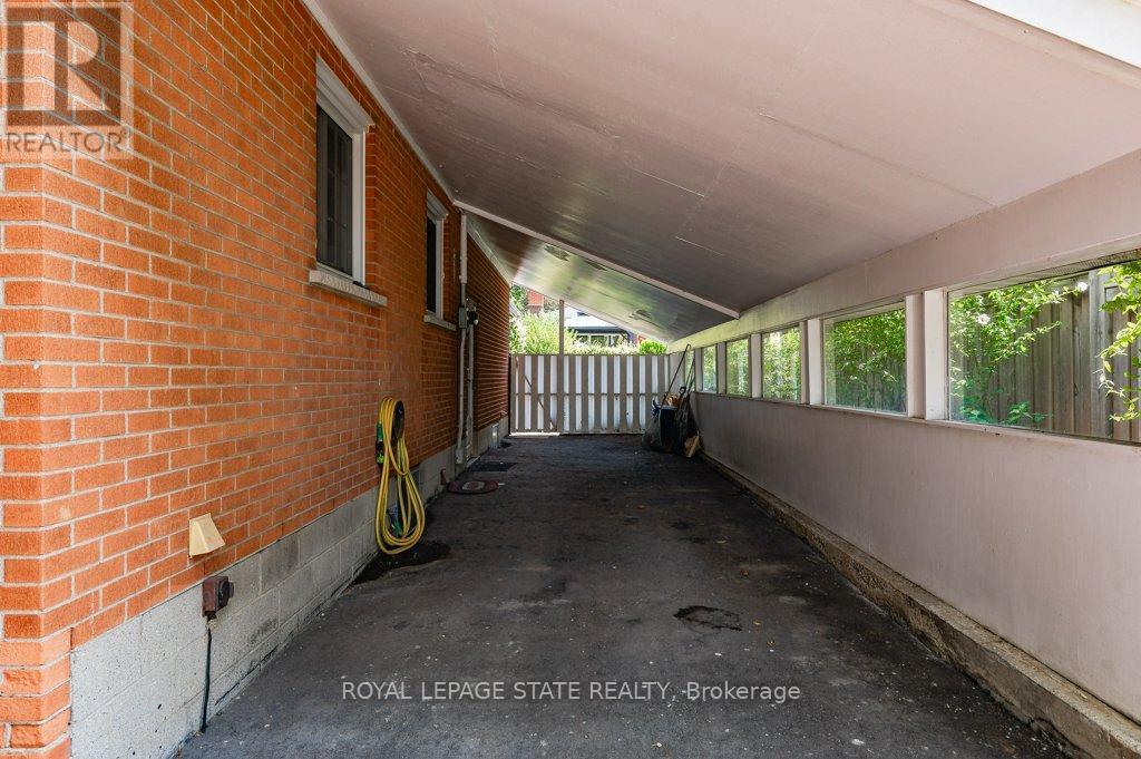 109 West 31st Street, Hamilton, Ontario  L9C 5E8 - Photo 34 - X12548362