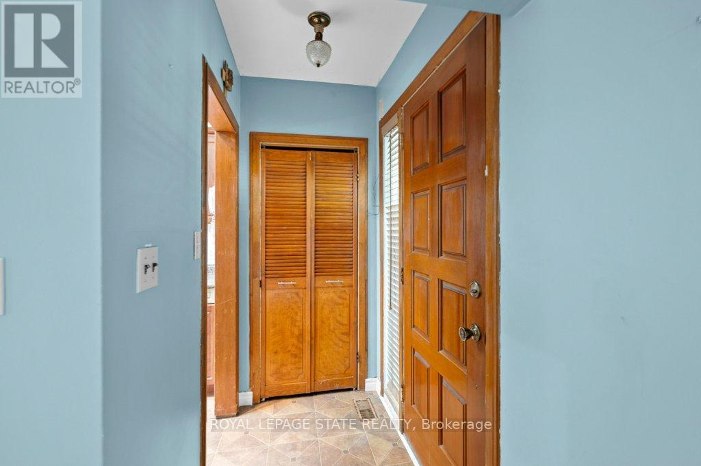 109 West 31st Street, Hamilton, Ontario  L9C 5E8 - Photo 8 - X12548362