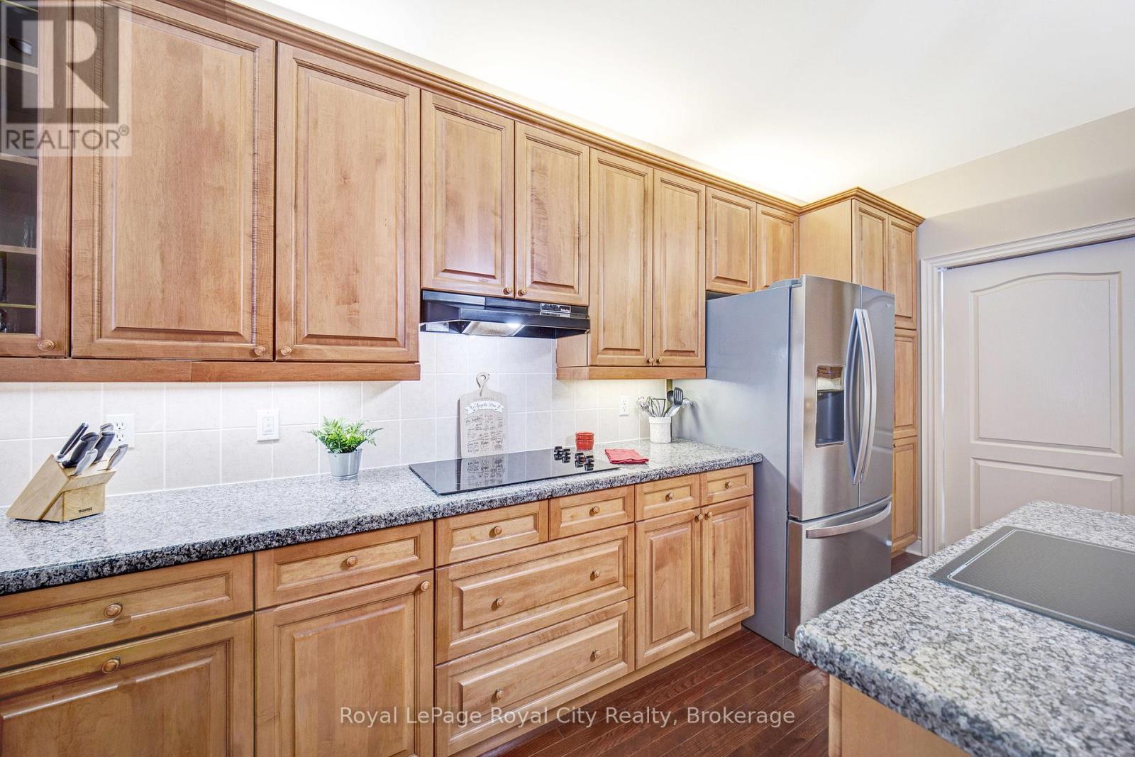 242 Ridge Road, Guelph/eramosa, Ontario N0B 2K0 - Photo 18 - X12540224