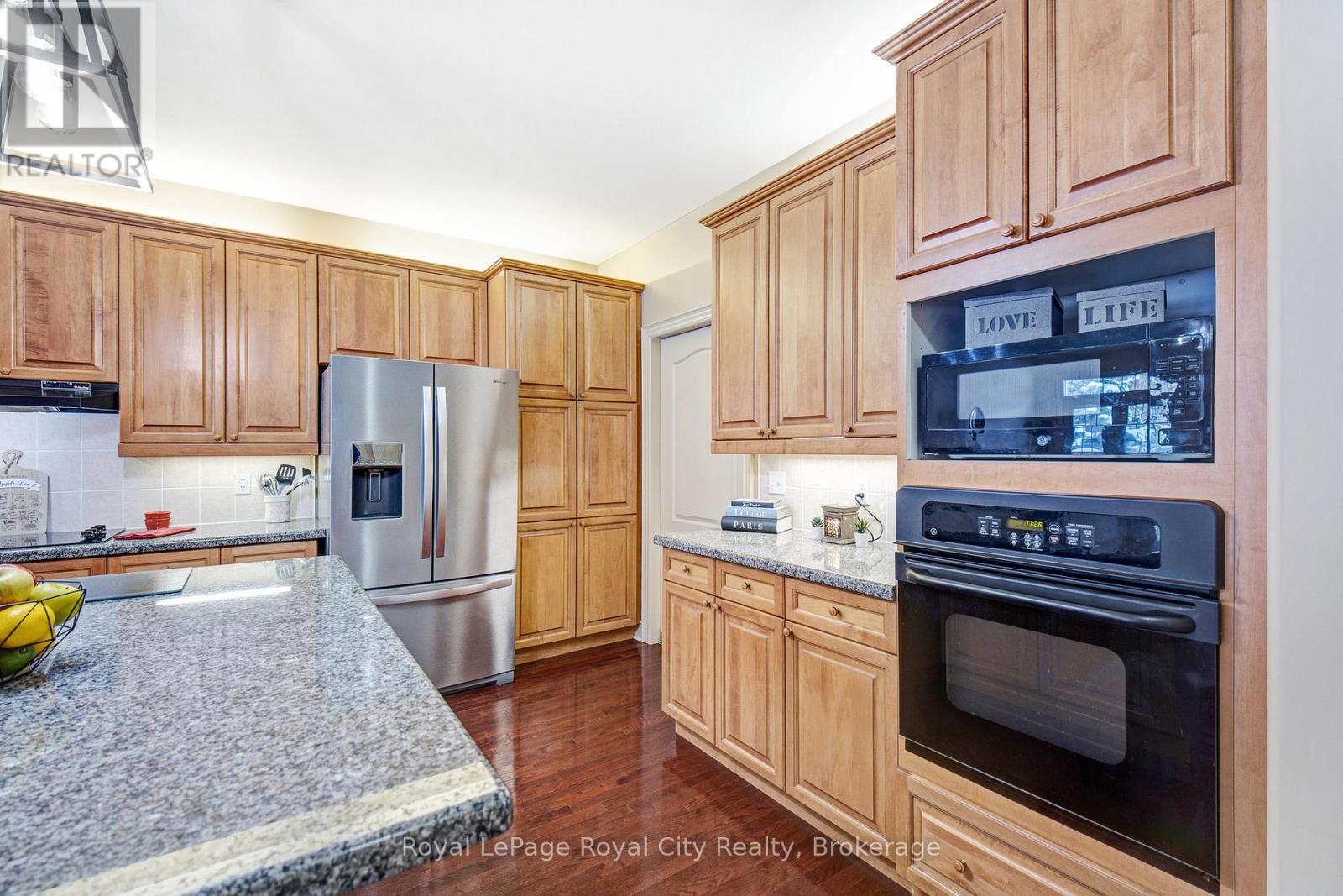 242 Ridge Road, Guelph/eramosa, Ontario N0B 2K0 - Photo 17 - X12540224