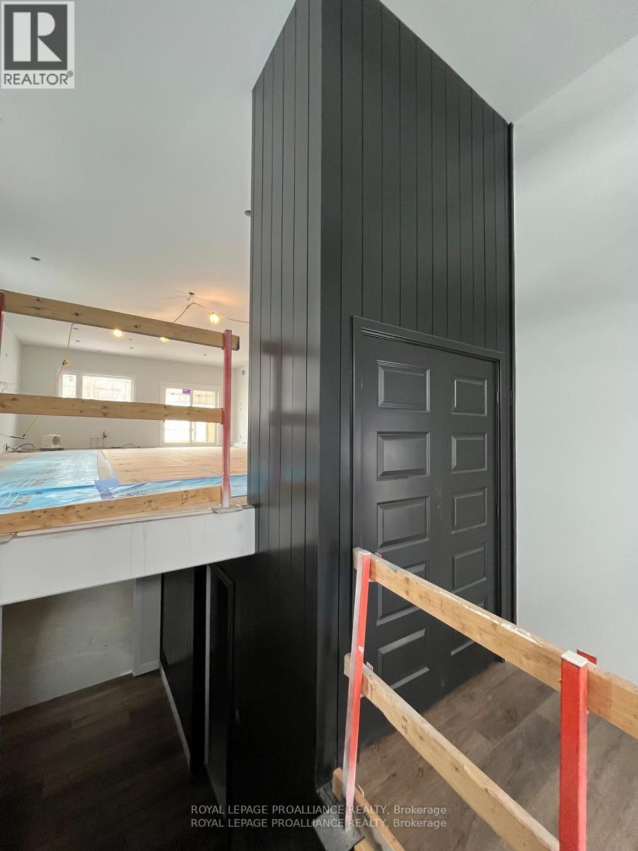 27 Schmidt Way, Quinte West, Ontario K8V 0L5 - Photo 8 - X12470102