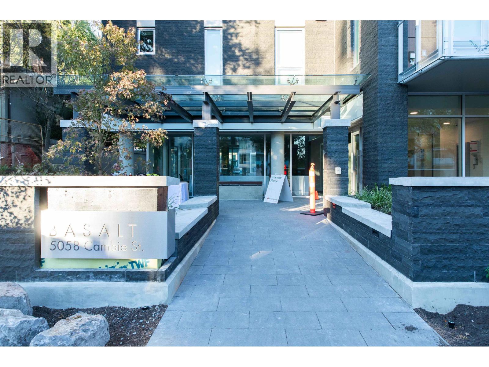 409 5058 Cambie Street, Vancouver, British Columbia  V5Z 2Z5 - Photo 2 - R3066667