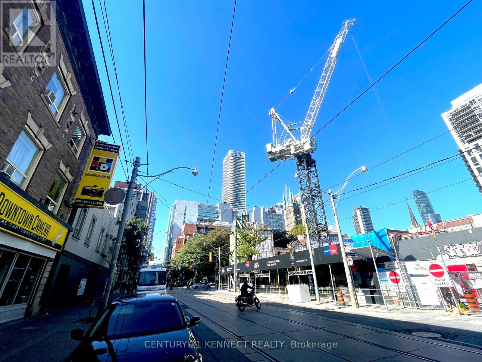 4815 - 88 Queen Street E, Toronto, Ontario  M5C 0B6 - Photo 2 - C12545426