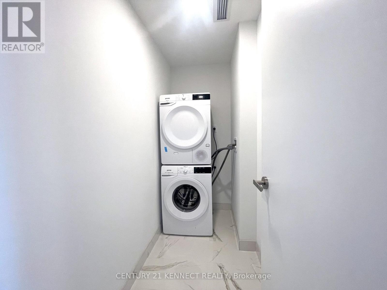 4815 - 88 Queen Street E, Toronto, Ontario  M5C 0B6 - Photo 21 - C12545426