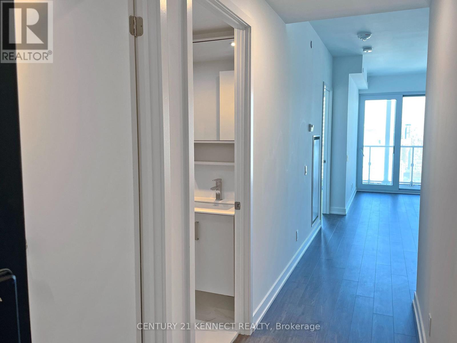 4815 - 88 Queen Street E, Toronto, Ontario  M5C 0B6 - Photo 7 - C12545426