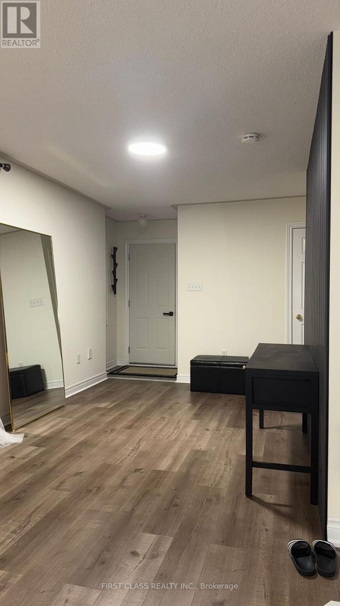 2666 Bur Oak Avenue, Markham, Ontario  L6B 1J1 - Photo 3 - N12548398