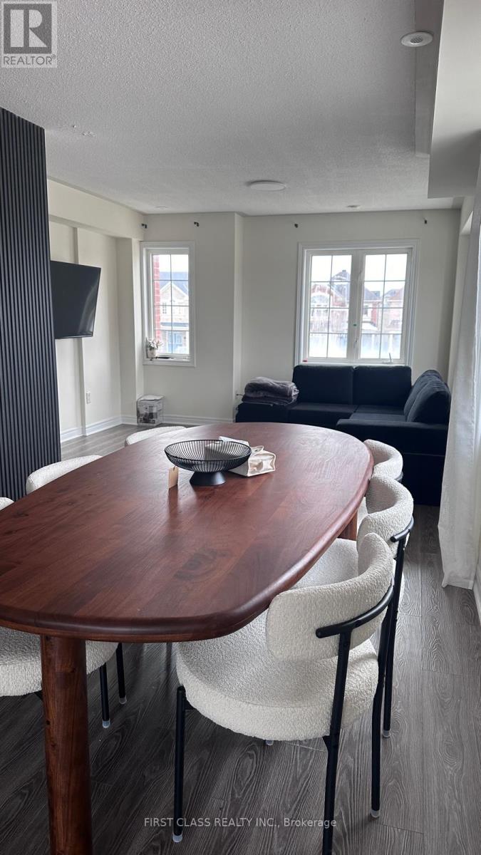 2666 Bur Oak Avenue, Markham, Ontario  L6B 1J1 - Photo 6 - N12548398