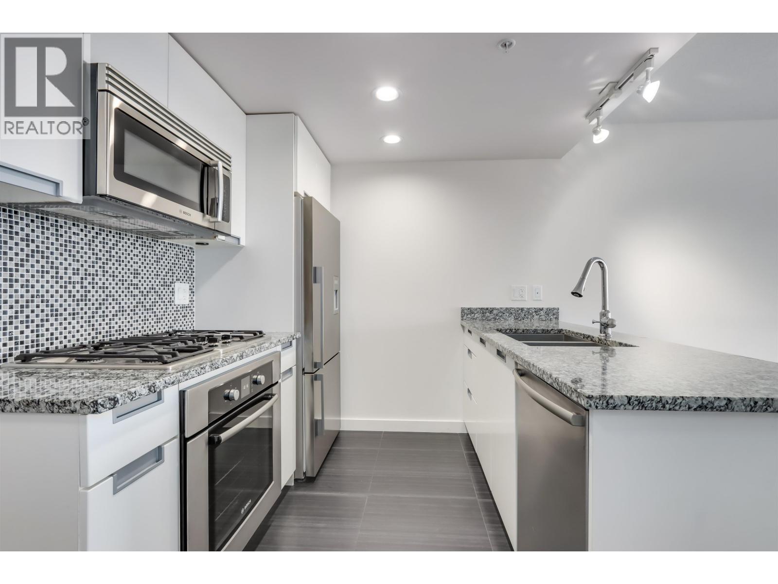 768 2080 W Broadway, Vancouver, British Columbia V6J 0C7 - Photo 5 - R3067642