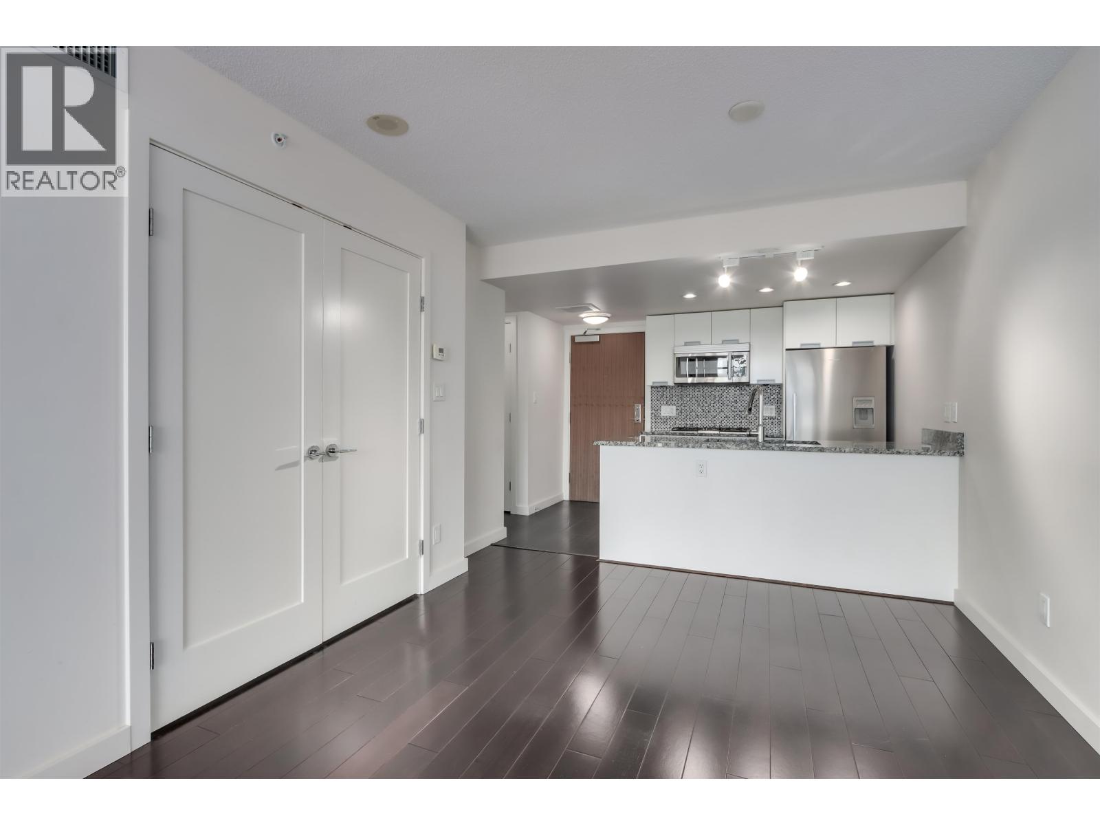 768 2080 W Broadway, Vancouver, British Columbia V6J 0C7 - Photo 6 - R3067642