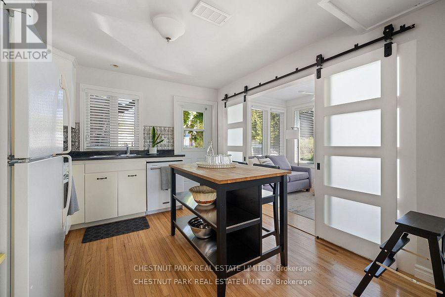 26 East Street, Prince Edward County, Ontario  K0K 2T0 - Photo 18 - X12548436