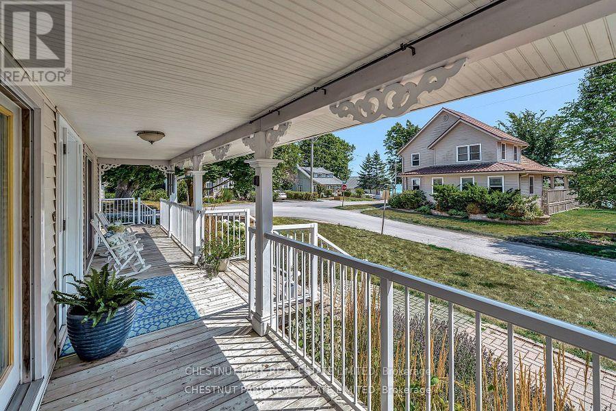 26 East Street, Prince Edward County, Ontario  K0K 2T0 - Photo 4 - X12548436