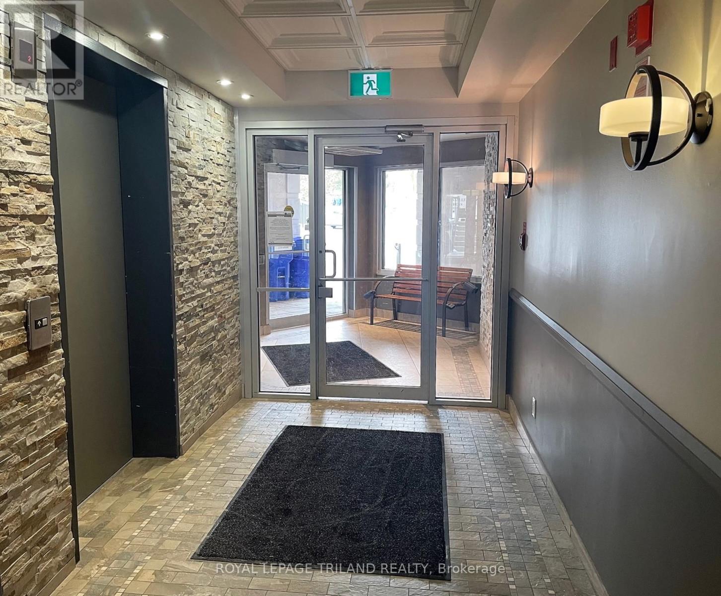 110 - 5 Jacksway Crescent, London North, Ontario  N5X 3T6 - Photo 15 - X12548494