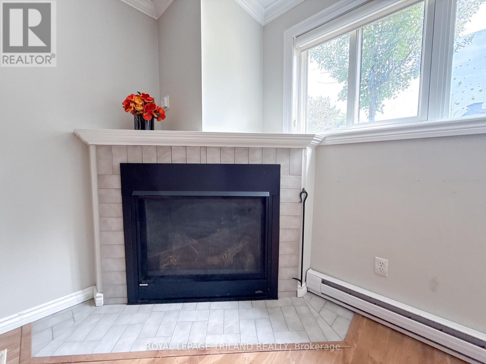 110 - 5 Jacksway Crescent, London North, Ontario  N5X 3T6 - Photo 6 - X12548494