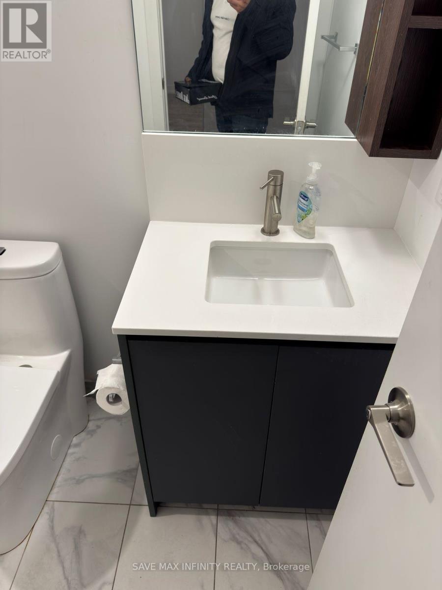 703 - 1100 Sheppard Avenue W, Toronto, Ontario  M3J 0H1 - Photo 6 - W12548388