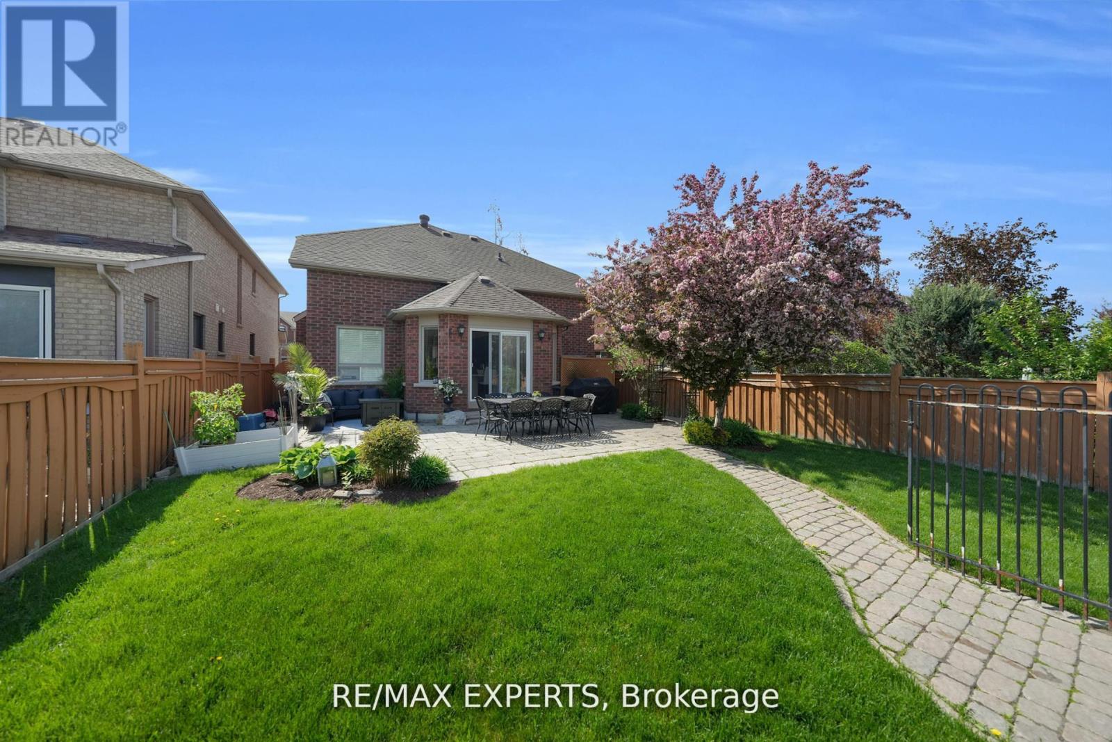 36 Country Stroll Crescent, Caledon, Ontario  L7E 2H4 - Photo 48 - W12548400