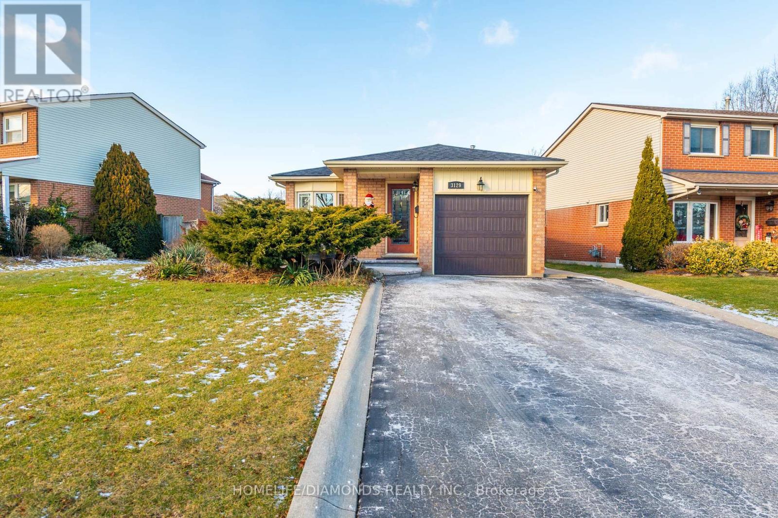 3129 SANDCLIFFE COURT, Burlington, Ontario