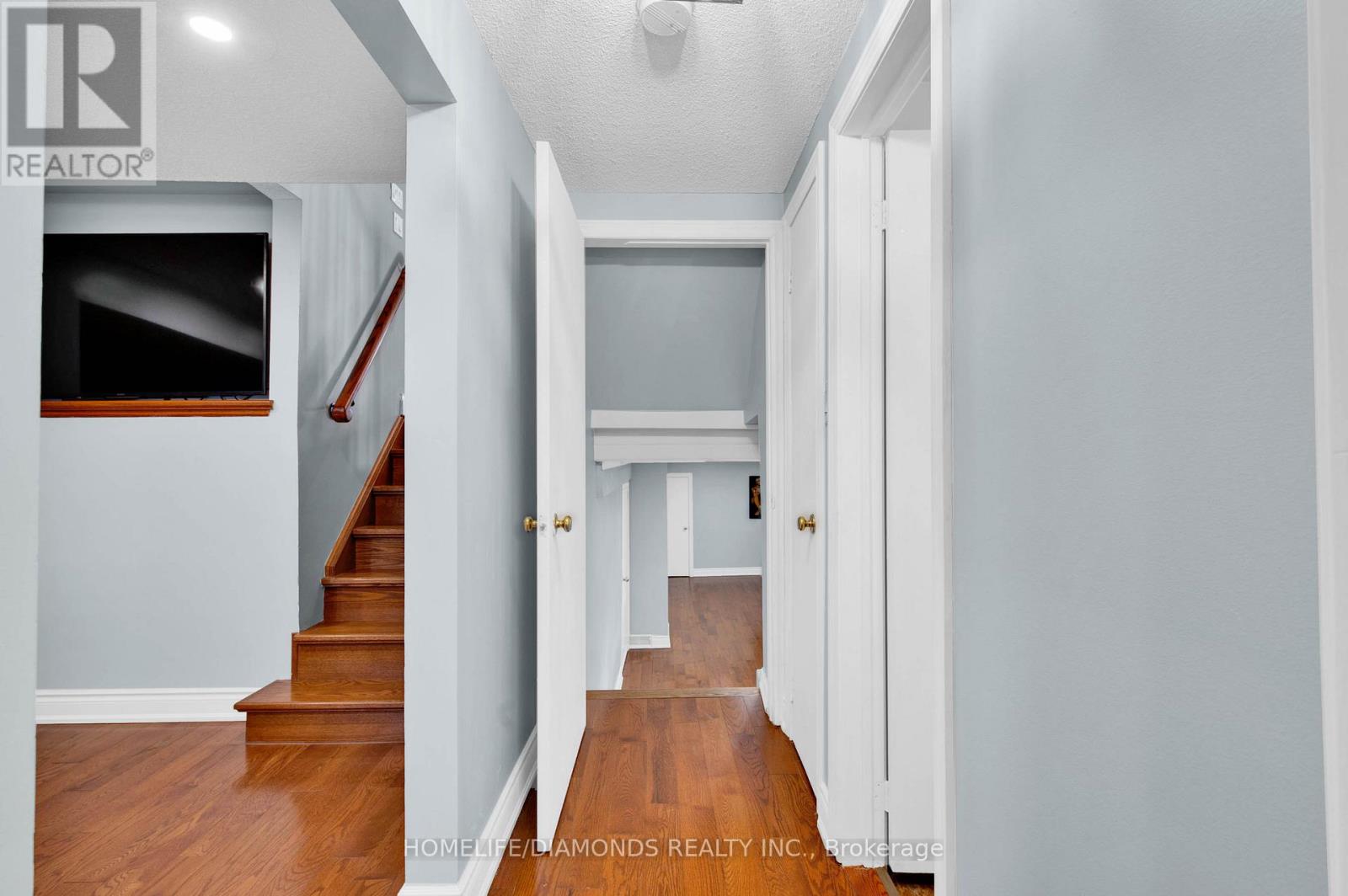 3129 Sandcliffe Court, Burlington, Ontario  L7M 3G9 - Photo 35 - W12548408