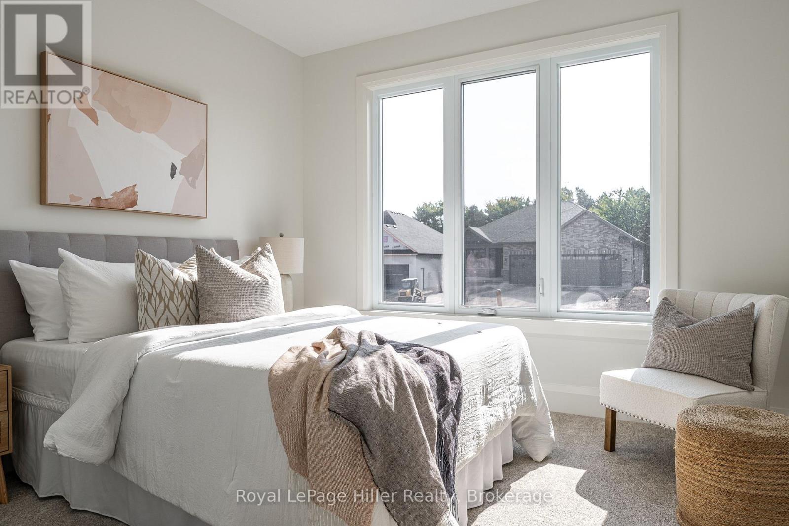 25 Avery Place, Perth East, Ontario  N0K 1M0 - Photo 5 - X12406202