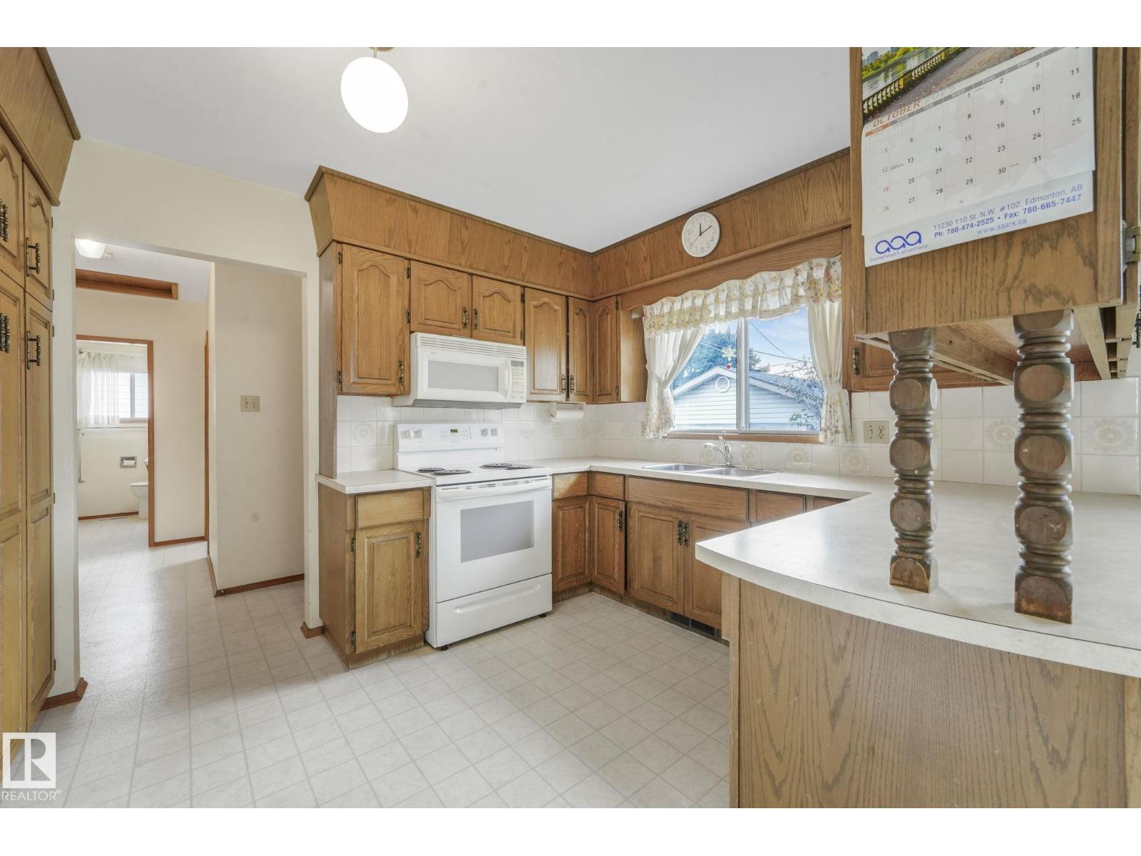 9519 134 Av Nw, Edmonton, Alberta  T5E 1H8 - Photo 12 - E4465869