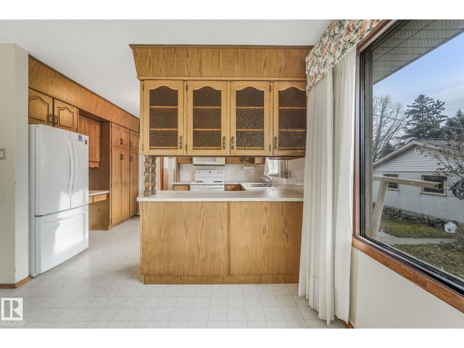 9519 134 Av Nw, Edmonton, Alberta  T5E 1H8 - Photo 18 - E4465869