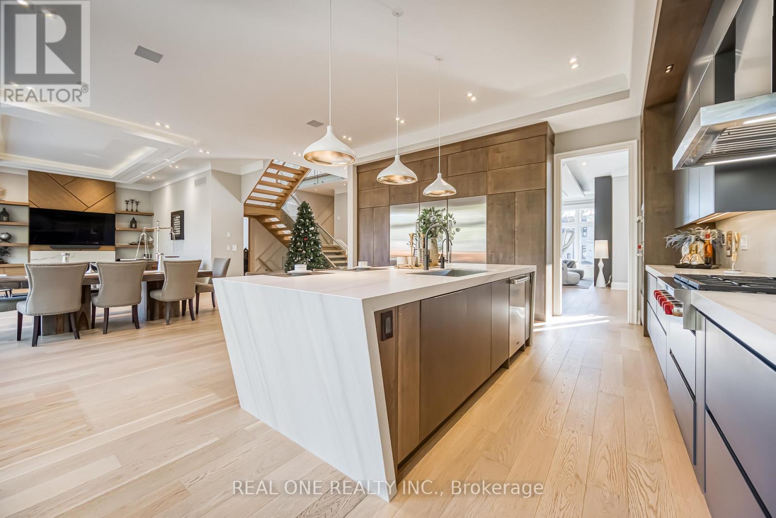 18 Aneta Circle, Toronto, Ontario M2M 3J2 - Photo 15 - C12542128