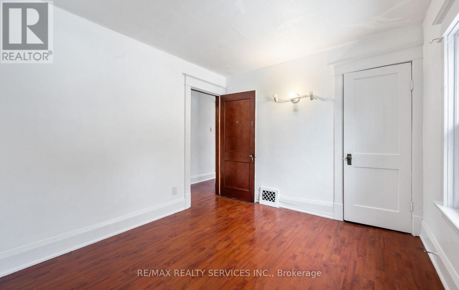 97 Mill Street N, Brampton, Ontario L6X 1T7 - Photo 28 - W12537096