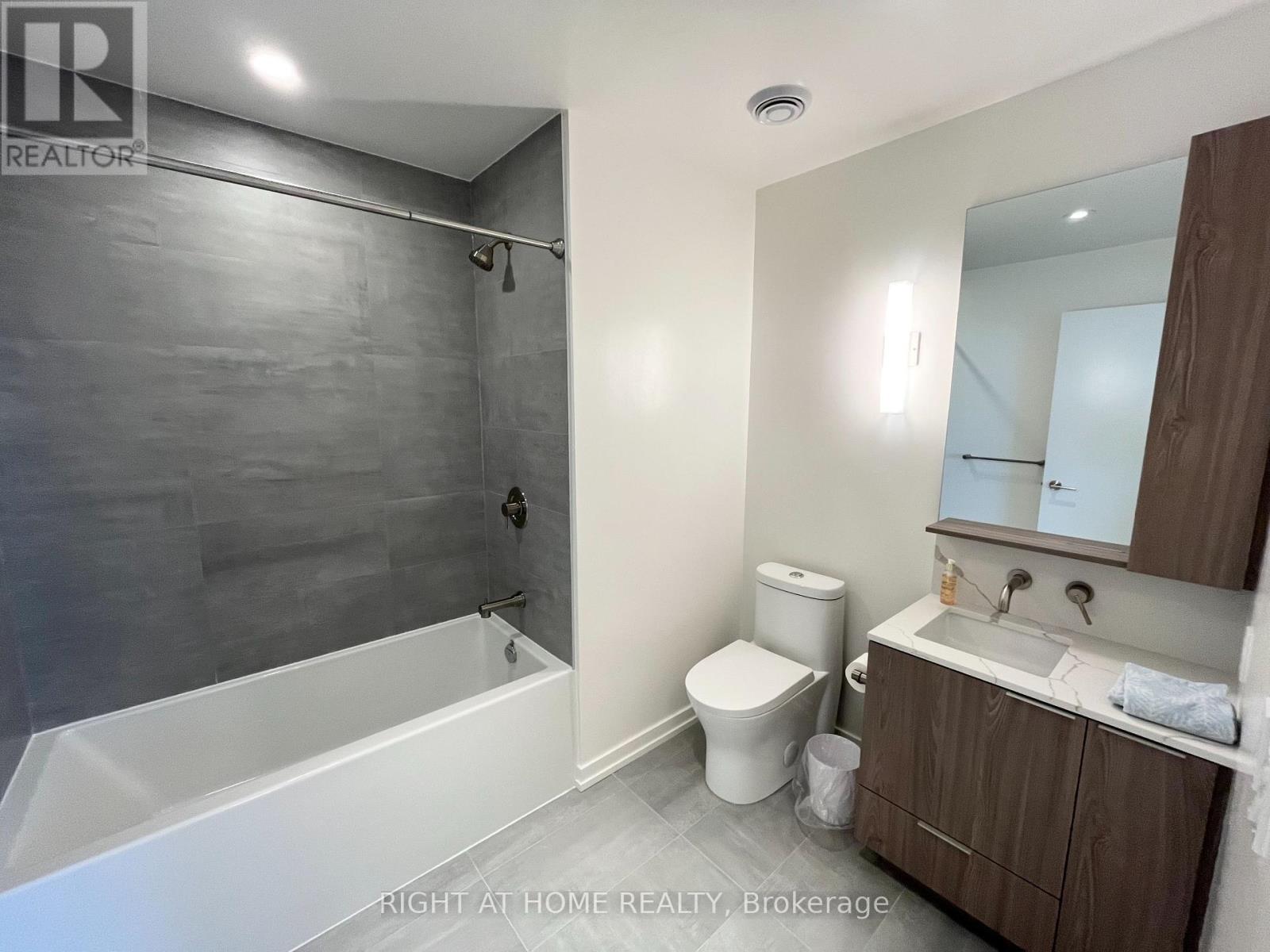 1901n - 120 Broadway Avenue, Toronto, Ontario  M4P 0E9 - Photo 14 - C12548442