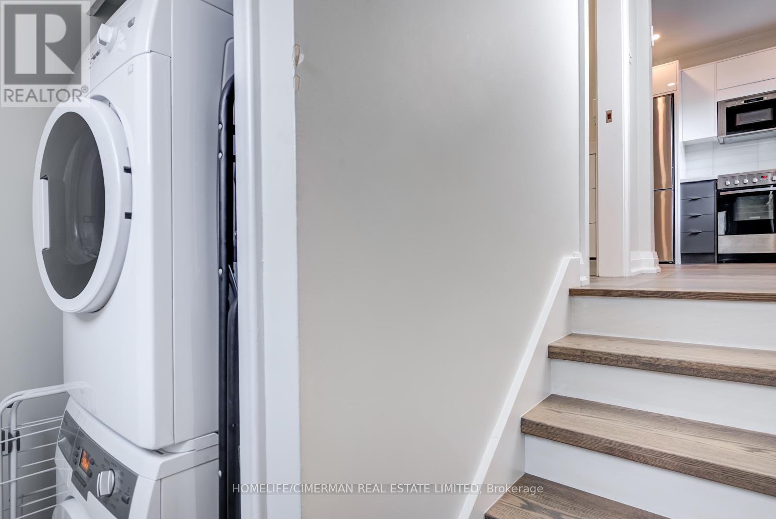 Main - 618 Winona Drive, Toronto, Ontario  M6C 3V4 - Photo 16 - C12548472