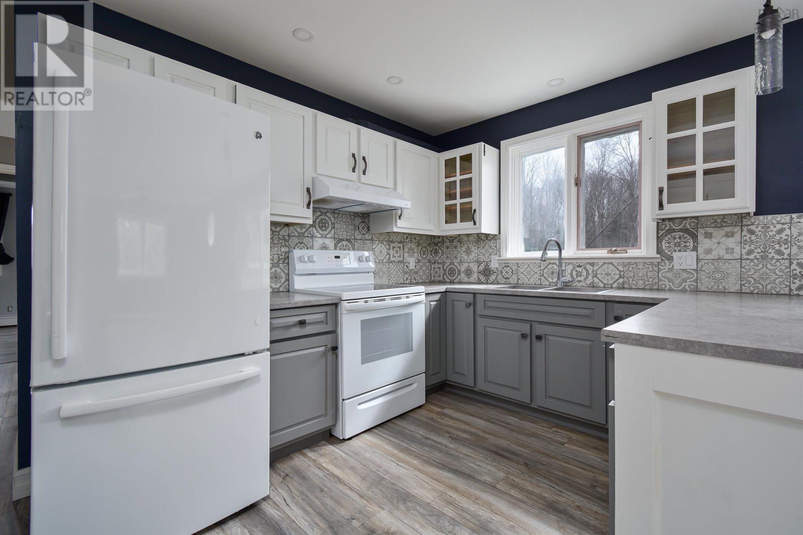 204 Fatima Drive, Sydney River, Nova Scotia  B1S 1L1 - Photo 18 - 202528037