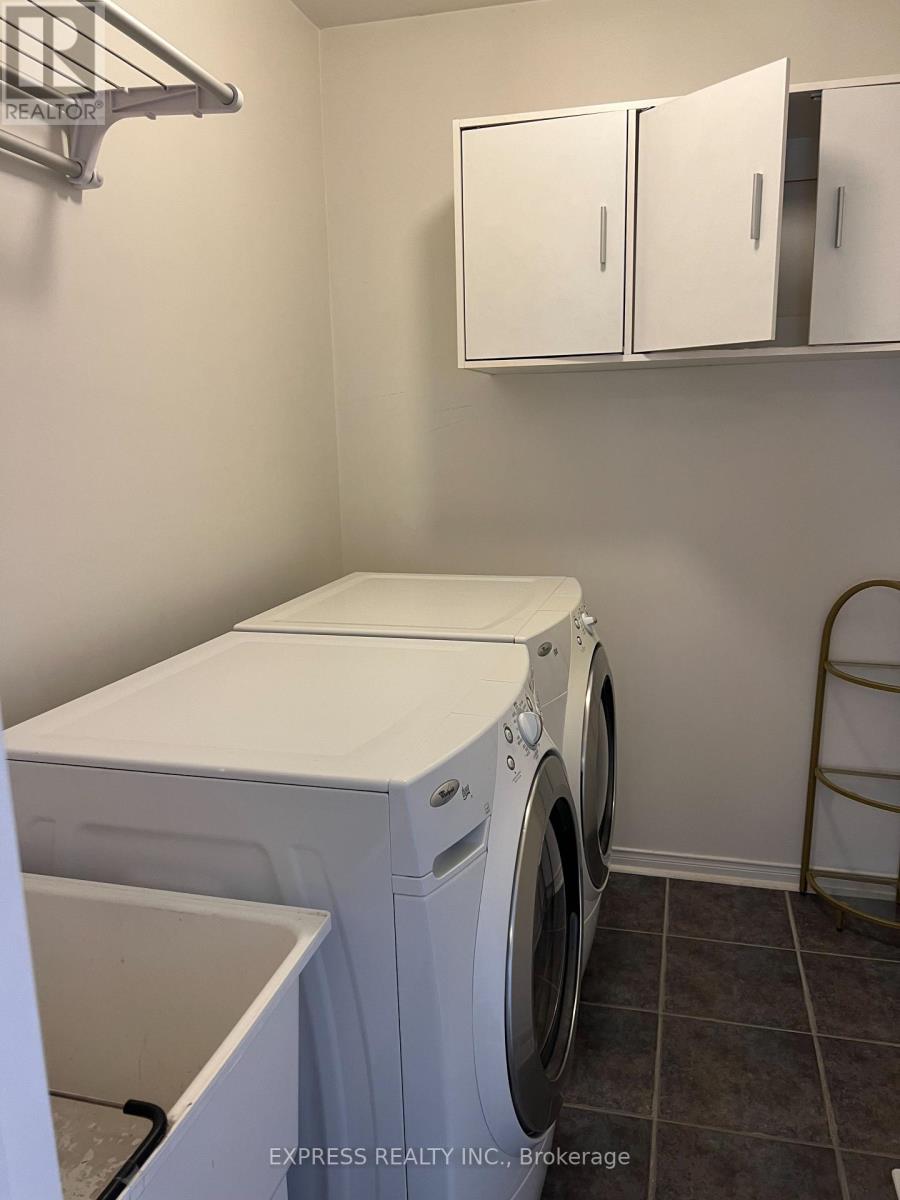 7 Settler's Court, Whitby, Ontario L1M 2L3 - Photo 12 - E12548424