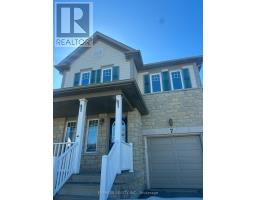 7 SETTLER'S COURT, Whitby, Ontario