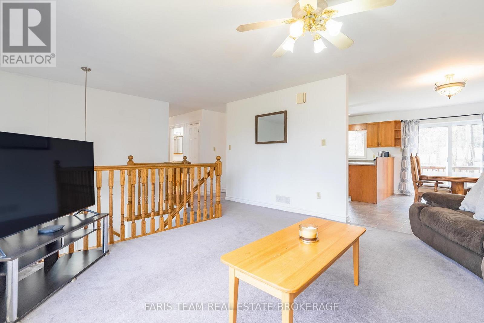 3576 Peter Street, Ramara, Ontario  L0K 1B0 - Photo 15 - S12548434