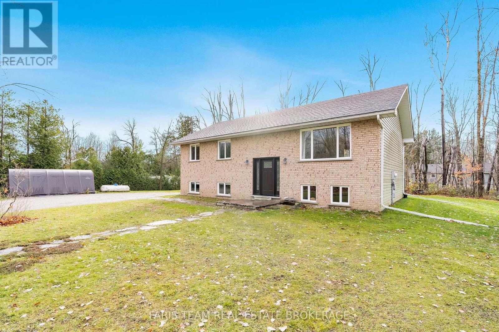 3576 Peter Street, Ramara, Ontario  L0K 1B0 - Photo 3 - S12548434