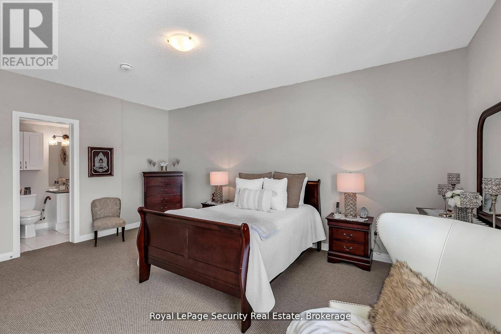 217 - 54 Koda Street, Barrie, Ontario  L9J 0J6 - Photo 18 - S12548448