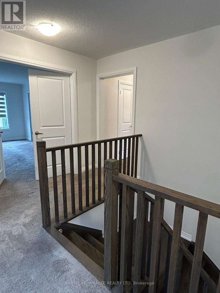 11 Federica Crescent W, Wasaga Beach, Ontario  L9Z 0N5 - Photo 11 - S12548456