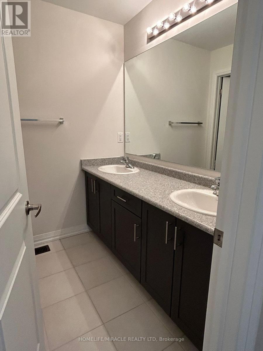 11 Federica Crescent W, Wasaga Beach, Ontario  L9Z 0N5 - Photo 14 - S12548456