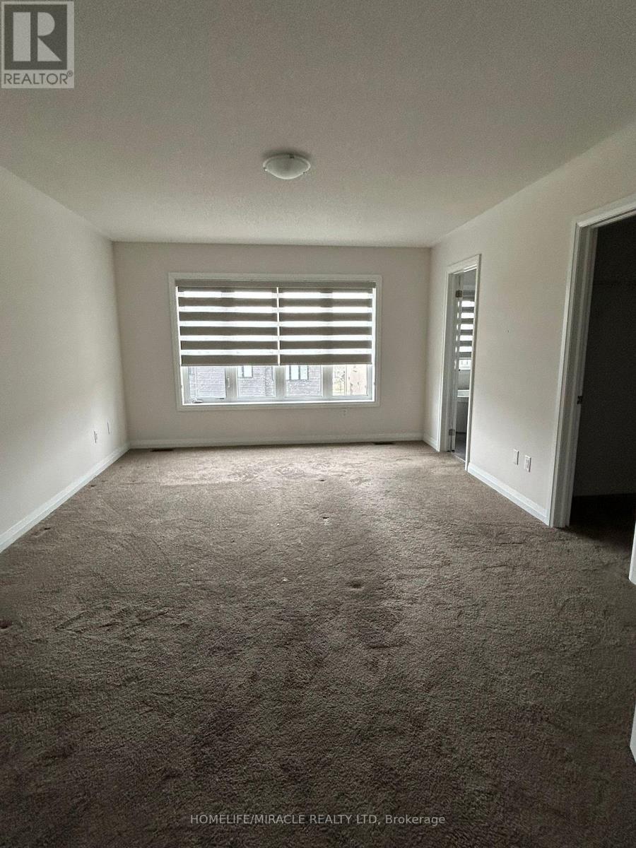 11 Federica Crescent W, Wasaga Beach, Ontario  L9Z 0N5 - Photo 8 - S12548456