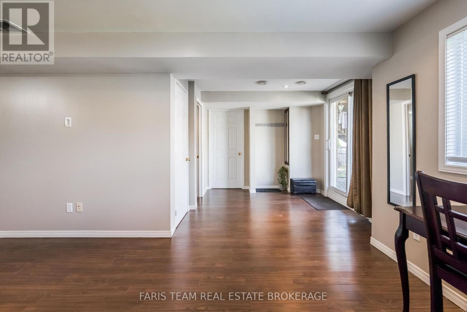 7 Round Leaf Court, Barrie, Ontario L4N 9N3 - Photo 31 - S12515966