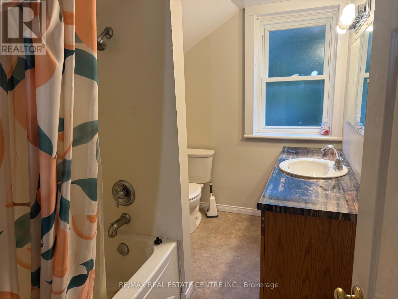 107 Centre Street E, Southgate, Ontario  N0G 2A0 - Photo 11 - X12520420