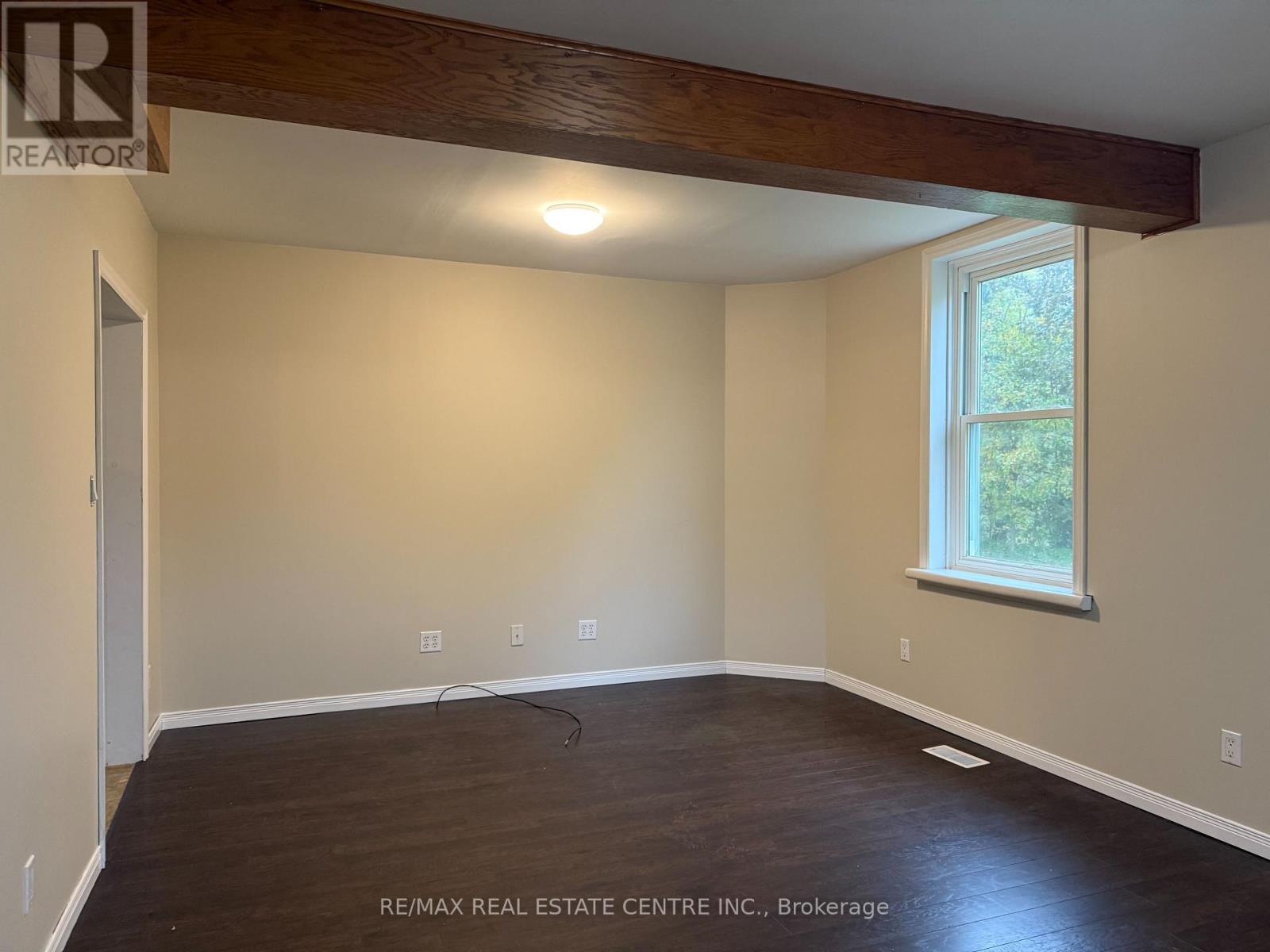 107 Centre Street E, Southgate, Ontario  N0G 2A0 - Photo 18 - X12520420