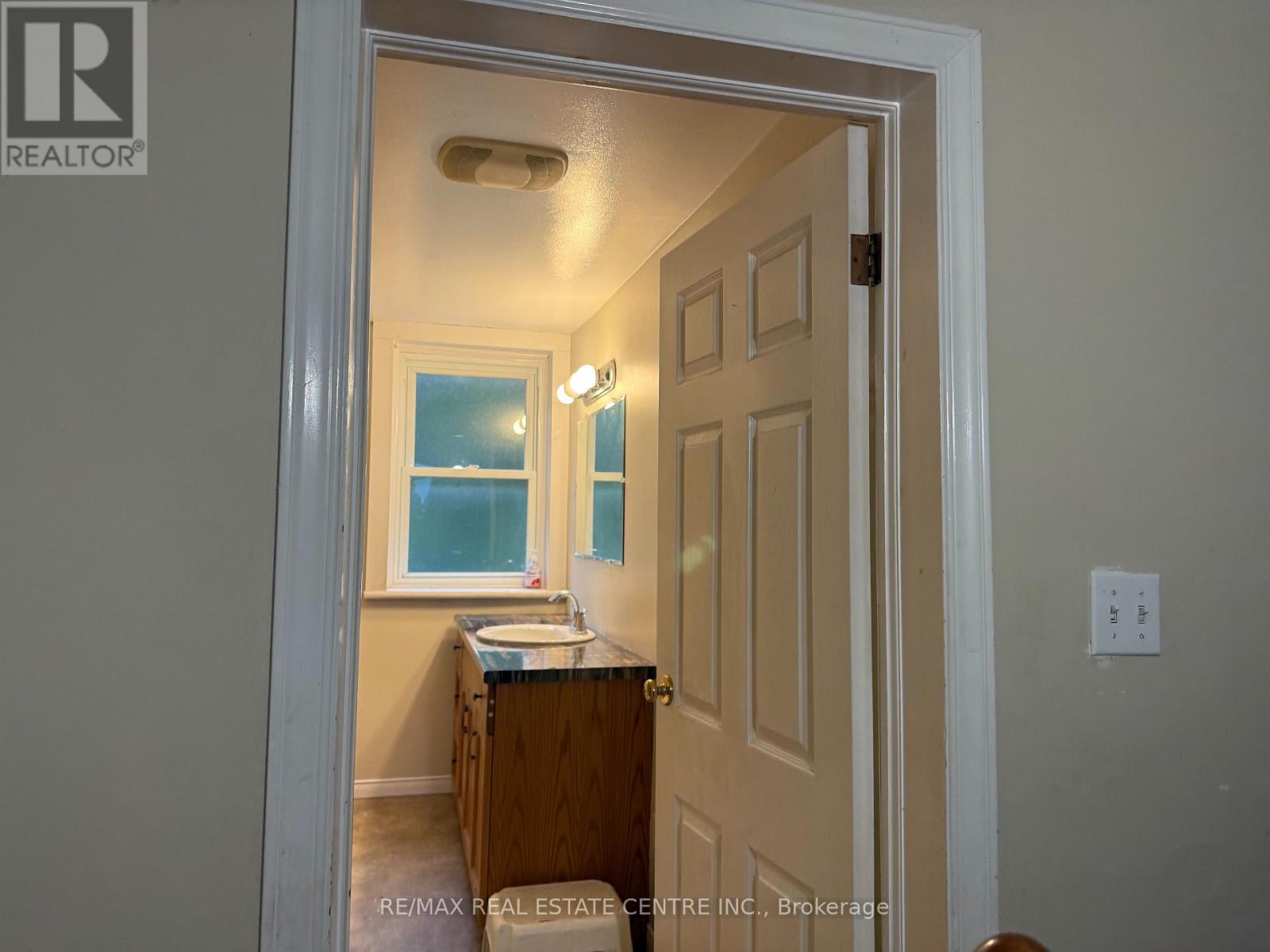 107 Centre Street E, Southgate, Ontario  N0G 2A0 - Photo 16 - X12520420