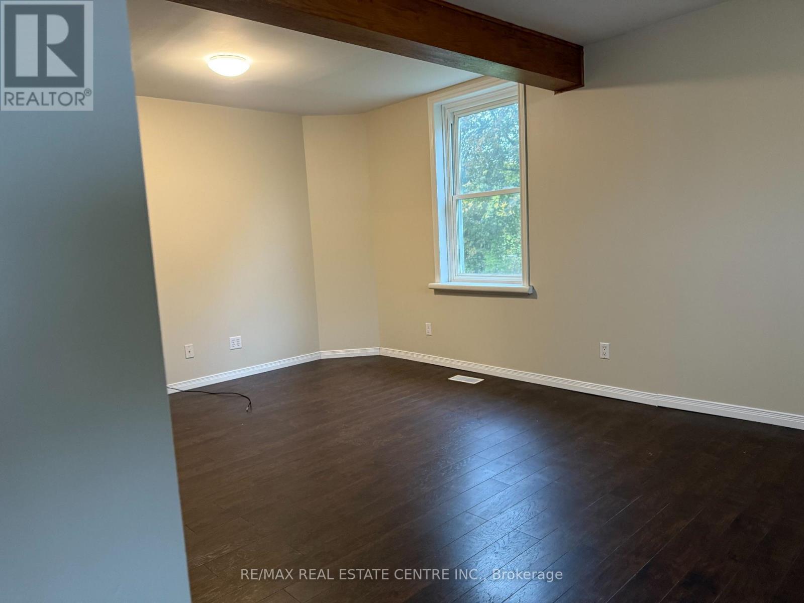 107 Centre Street E, Southgate, Ontario  N0G 2A0 - Photo 17 - X12520420