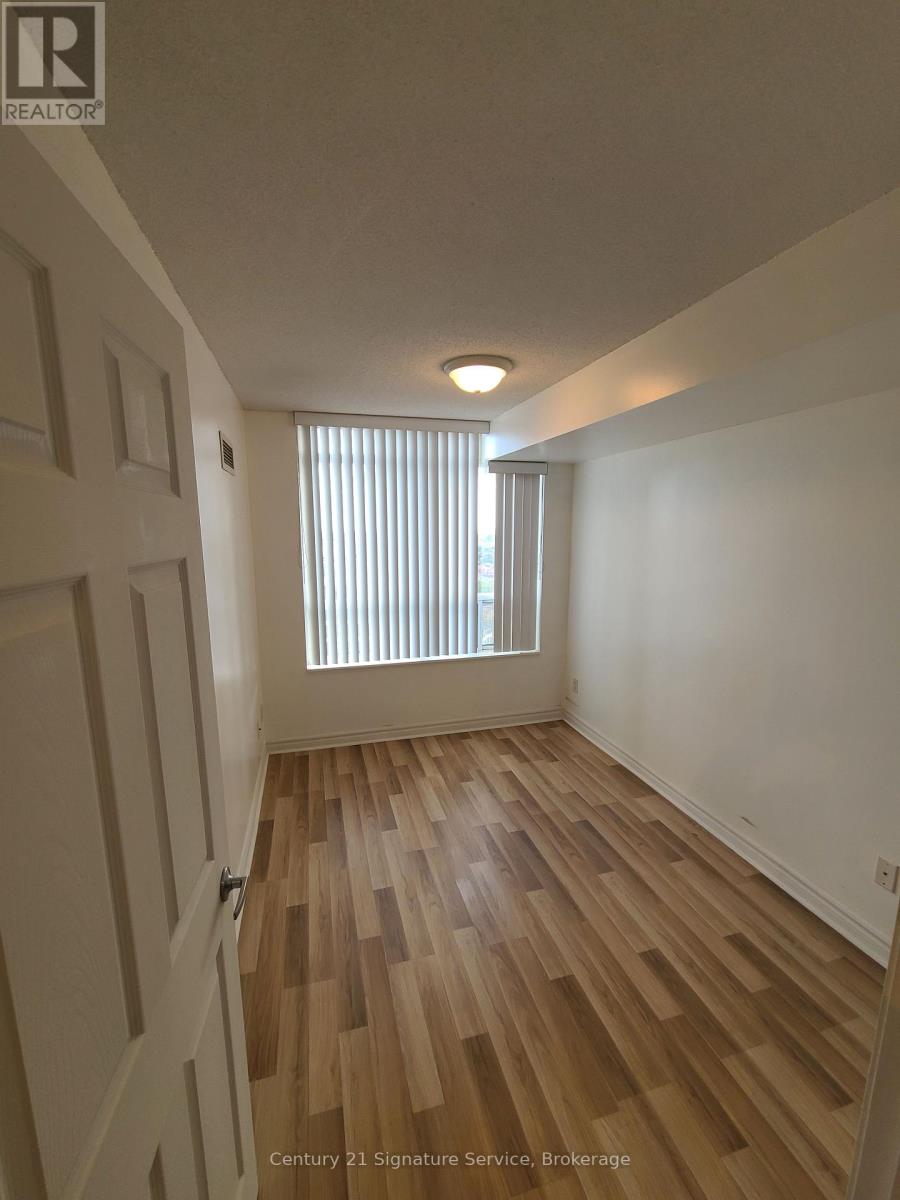 1908 - 3880 Duke Of York Boulevard, Mississauga, Ontario  L5B 4M7 - Photo 12 - W12548420