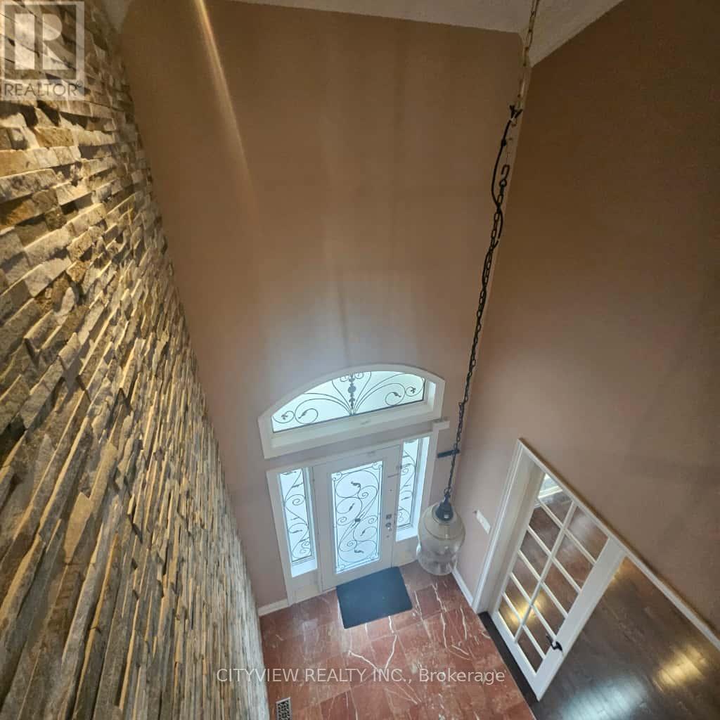 12 Fort Williams Drive, Brampton, Ontario  L6X 0W5 - Photo 23 - W12548422