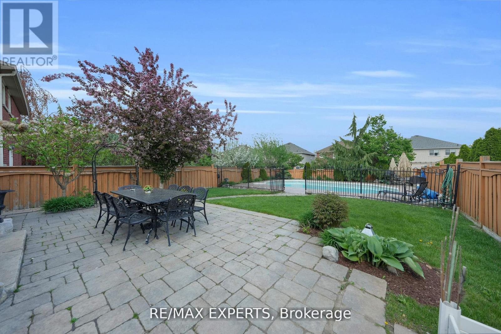 36 Country Stroll Crescent, Caledon, Ontario  L7E 2H4 - Photo 44 - W12548426