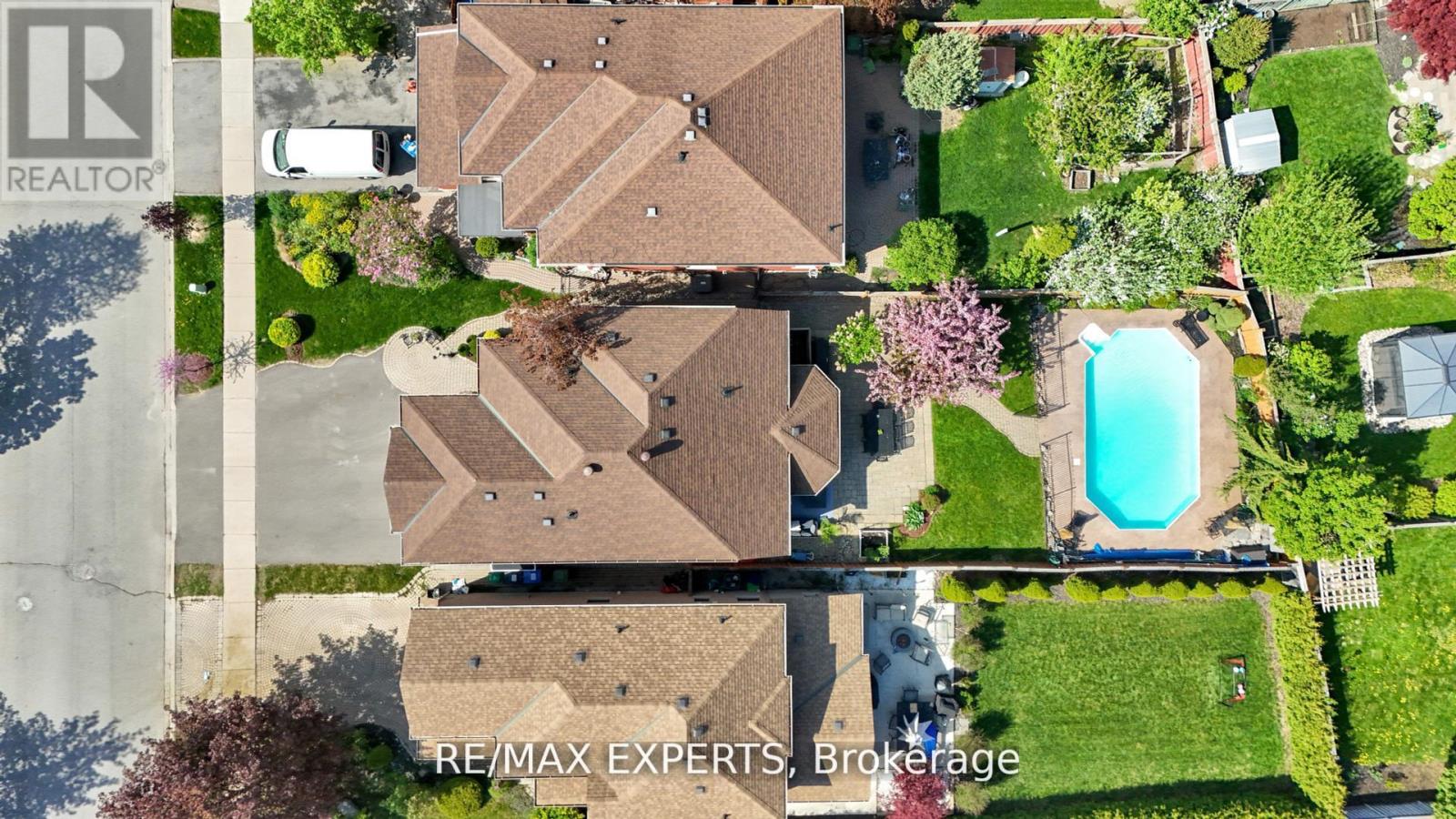 36 Country Stroll Crescent, Caledon, Ontario  L7E 2H4 - Photo 49 - W12548426