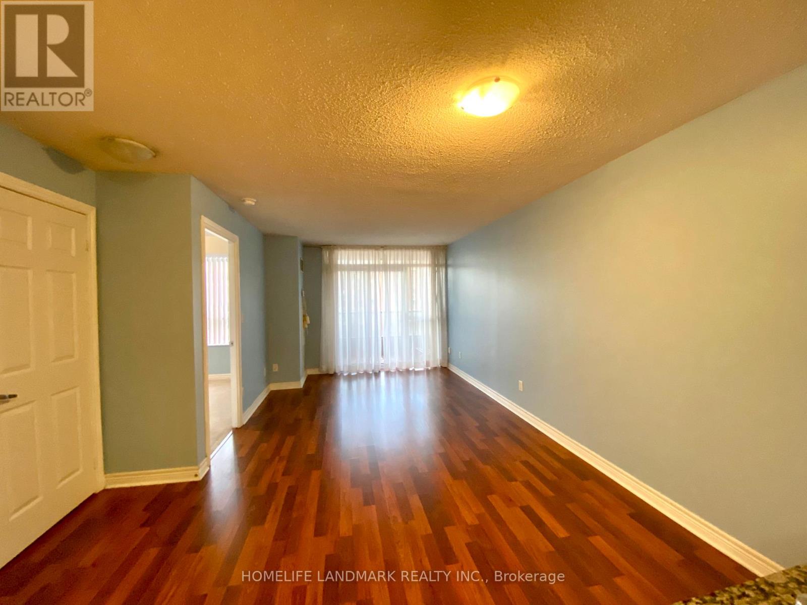 1807 - 310 Burnhamthorpe Road W, Mississauga, Ontario  L5B 4P9 - Photo 3 - W12548438