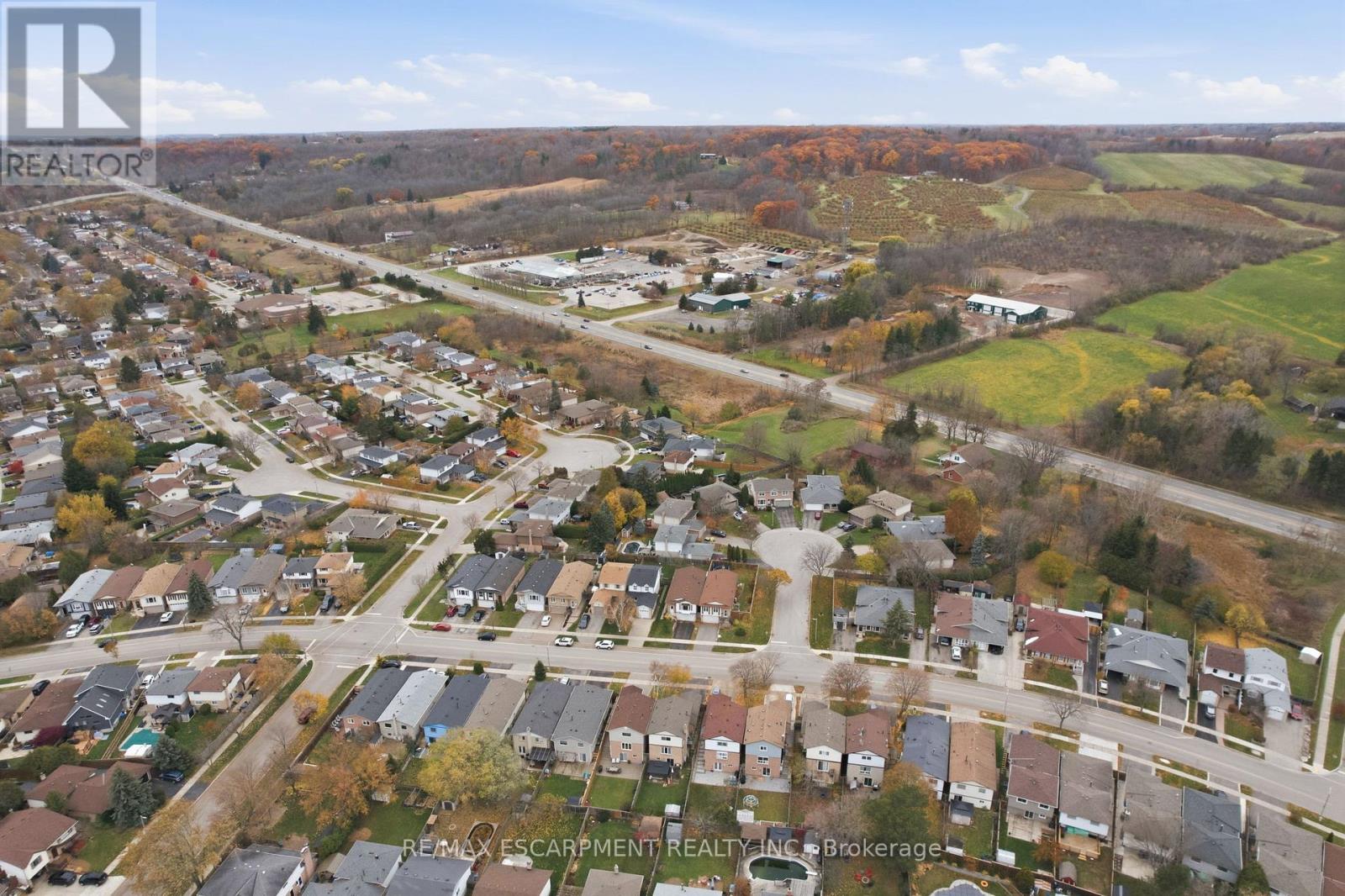 2333 Malcolm Crescent, Burlington, Ontario L7P 4G9 - Photo 38 - W12548466