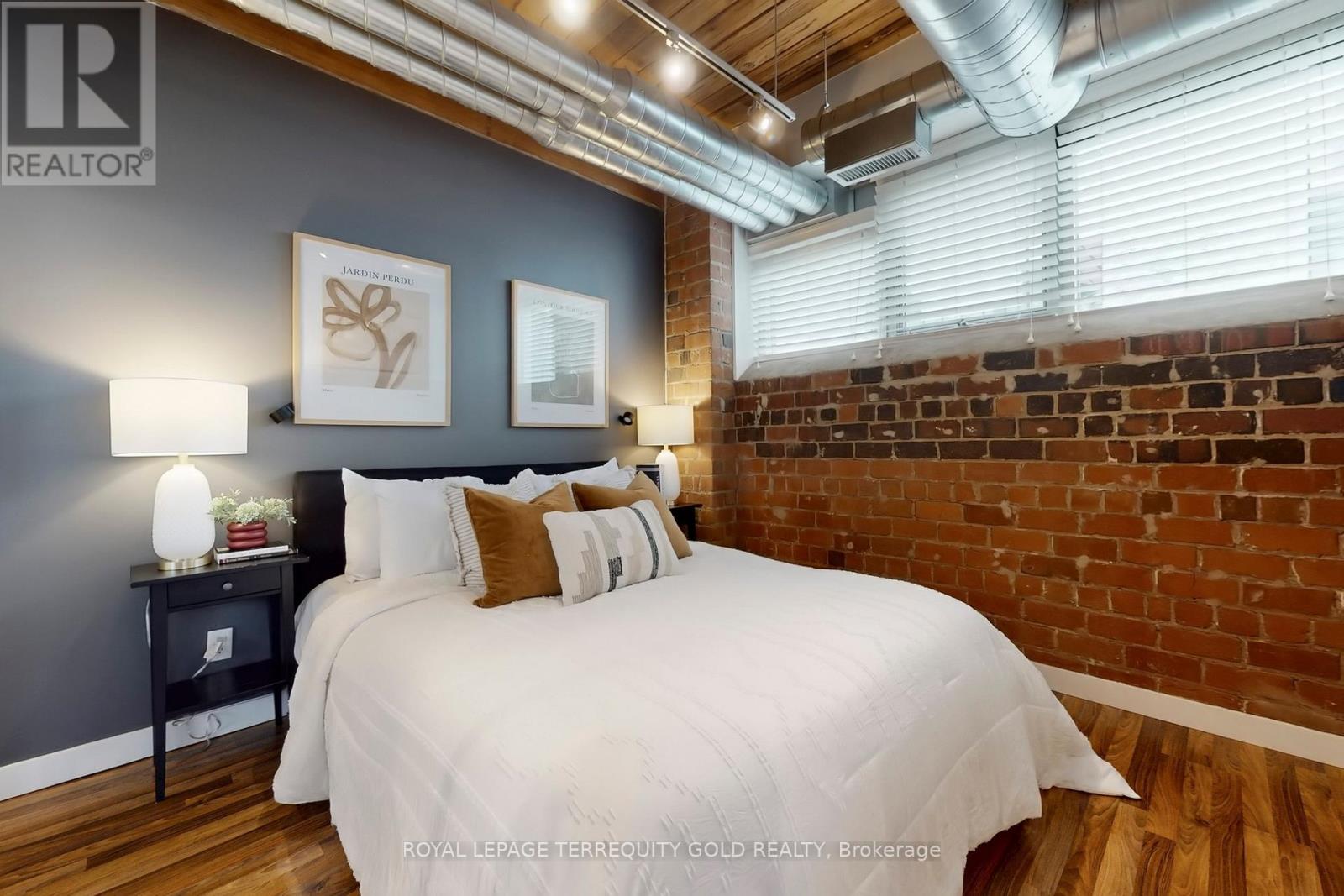 107 - 2154 Dundas Street W, Toronto, Ontario  M6R 1X3 - Photo 27 - W12548492